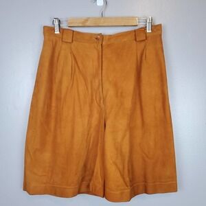 VINTAGE 90s Leather Pleated High Waisted Shorts
